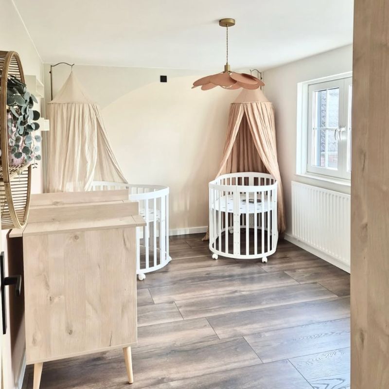 tweelingbedjes in tweelingkamer