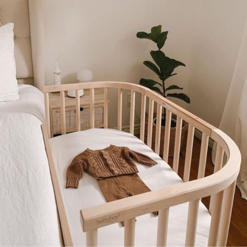 cosleeper naturel babybay, co sleeper wiegje, wieg aan bed, wieg naast bed, aanschuifbedje, aanschuifwiegje, naturel babybedje naast bed