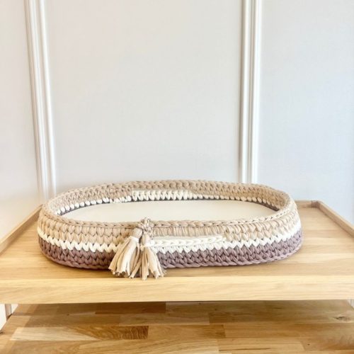 gehaakt verschoonmandje, combikleuren, commode mandje, baby mandje, gehaakt babymandje, baby verzorging
